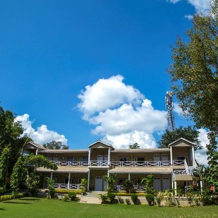 Tiger'S Den Resort Bandhavgarh National Park Eksteriør billede