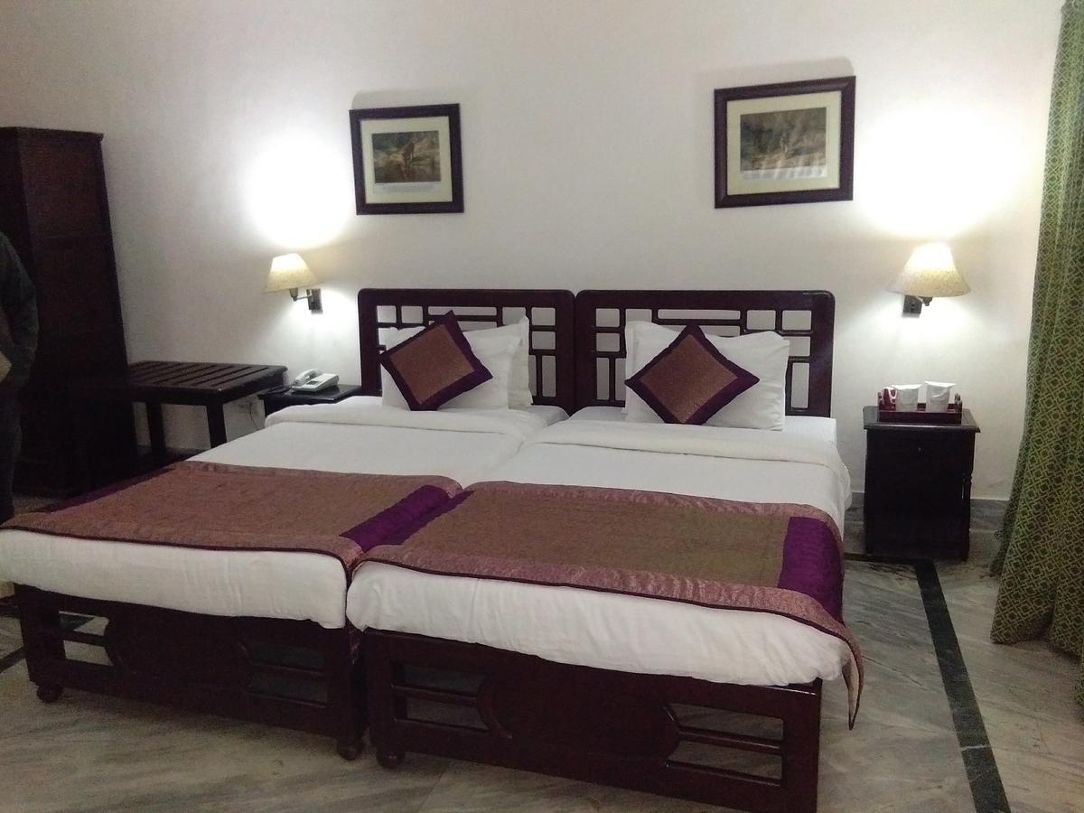 Tiger'S Den Resort Bandhavgarh National Park Værelse billede